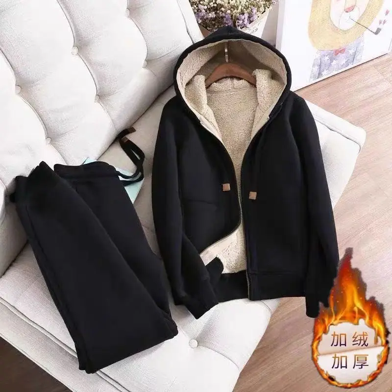 Autumn and Winter Casual Sports Jacket with Thickened and Plush Top Set for Women Fashionable and Loose Two-piece Set