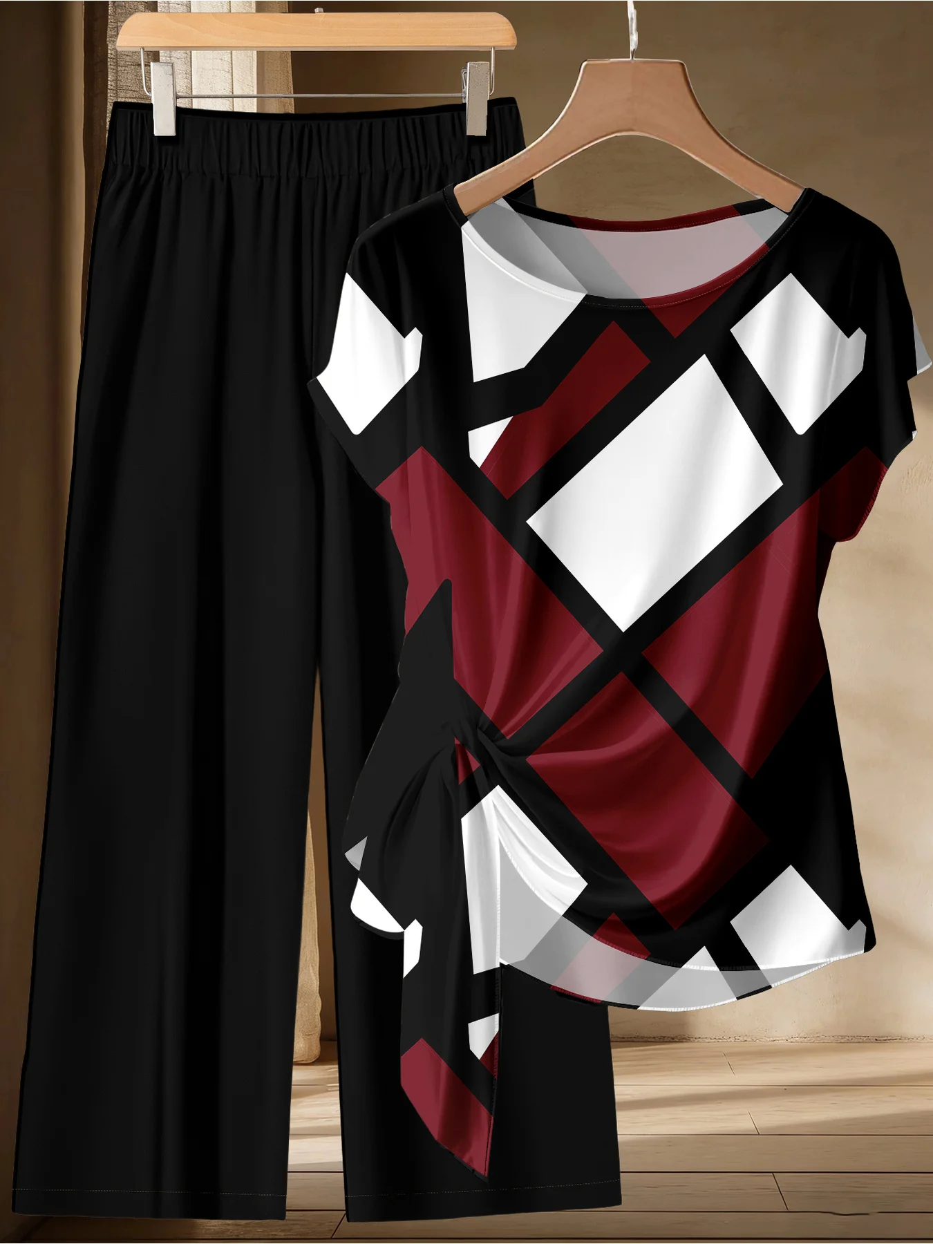 Casual and Elegant Plus Size Women's Twisted Short Sleeved Top, Diamond Grid Wide Leg Pants Set, Two-Piece Set