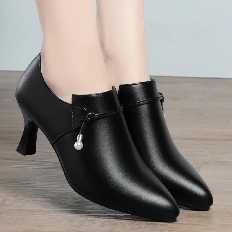 5cm 6.5cm Comfortable Deep Mouth Soft Leather Shoes Women Spring 2024 Block Med Heels Shoes Black for Office Dance Mom Daily