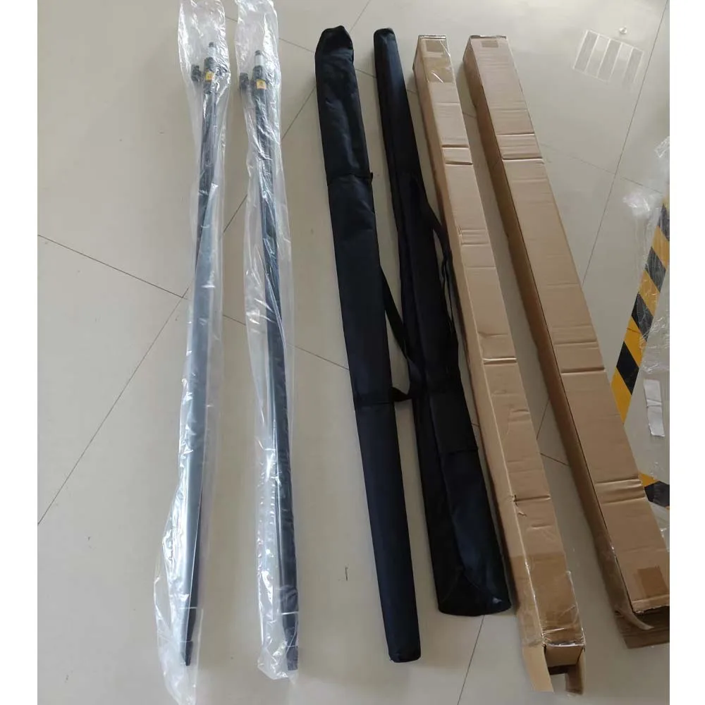 El poste GPS de 2,5 metros es extensible, con material opcional de aleación de aluminio y fibra de carbono y accesorios para equipos de medición