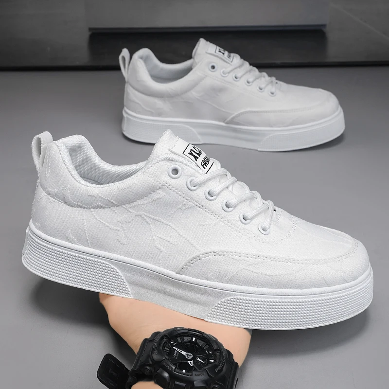 

Men Skateboarding Shoes Fashion Platform Lightweight Casual Sneakers Breathable Anti Slip Cushioning Road Walking Running Shoes