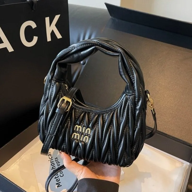 Chic Designer Tote Bag Solid Color Classic Also Functions As A Fashionable And Roomy Diaper Bag For Commuter