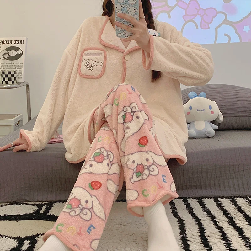 Sanrio pajamas winter cartoon warm long-sleeved V-neck Sanrio women's suit Yugui dog loungewear Yugui dog women's pajamas