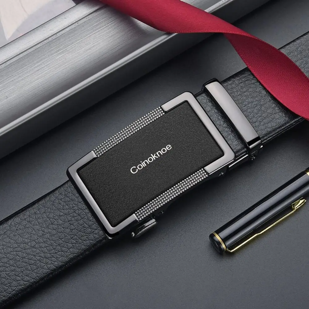 เข็มขัดหนังดีไซน์เหมาะสำหรับธุรกิจแฟชั่นหรูหราเข็มขัดเข็มขัดหัวเข็มขัดอัตโนมัติสำหรับผู้ชายแบรนด์ทันสมัย