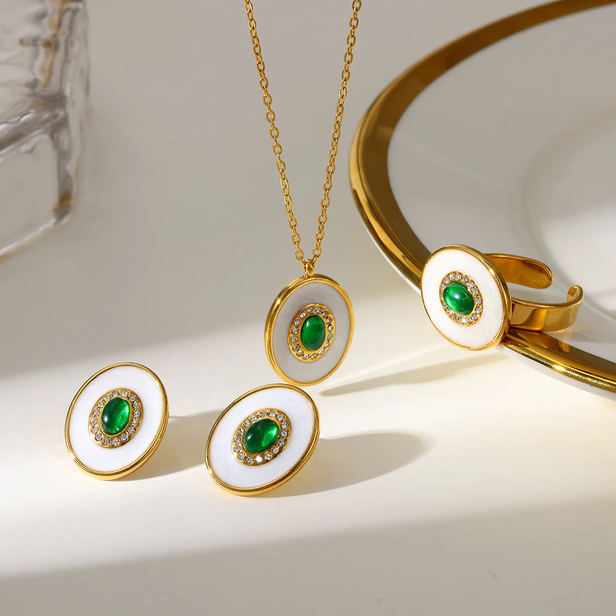 

3 Pieces Set Fashion Oval Jewelry for Women Stainless Steel Emerald Zirconia Inlay Cable Chain Necklace Ring Earrings Party Gift