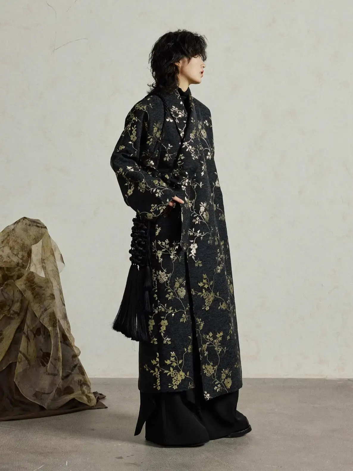 UMI MAO Trench Coat Winter Niche Design New Chinese Style Gold Thread Jacquard Long Lace-up Coat Floral Overcoat Femme