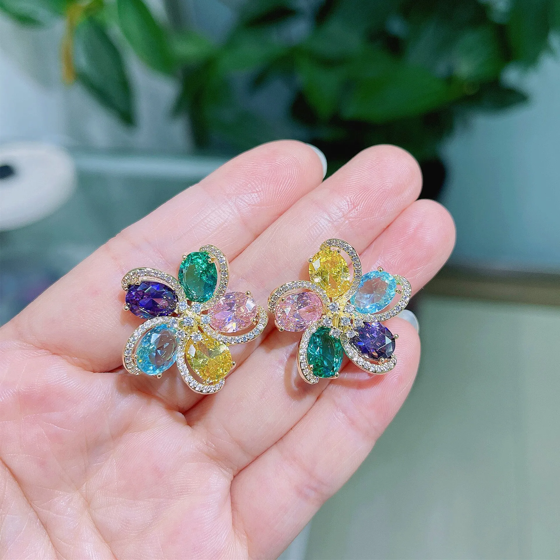 

Big flower Hollowed out Earrings Colorful Sunshine Nature Stud Simple 925 Silver Classic Jewelry for Wedding Party Gifts