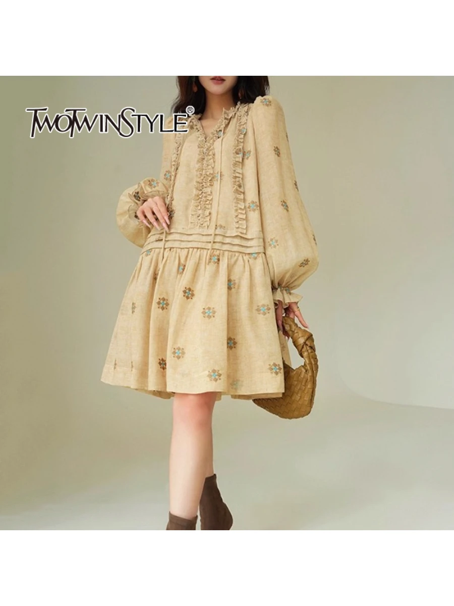 

TWOTWINSTYLE Printing Loose Spliced Fungus Folds Casual Dresses for Women V Neck Long Sleeves High Waist Vintage Dress Female