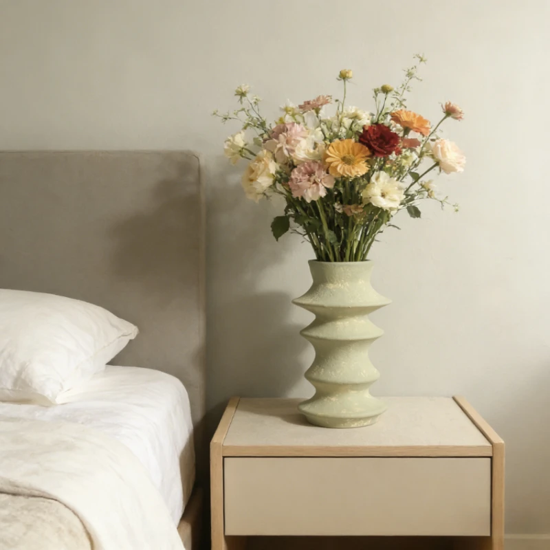 

Минималистичная ретро-зеленая креативная керамическая ваза для цветов, декоративный контейнер, предмет домашнего декора, декоративные украшения