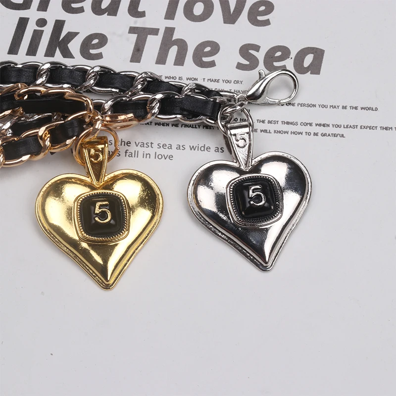 

The New Ladies Waist Chain Accessories Mini Metal Heart 5 Decorative Chains Girls Belts Ins Style Simple Korean Waist Chains