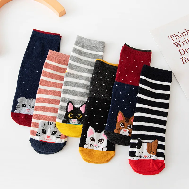 Lässige Mode Anime Big Ear Dog Cute Kawaii Cat Socken Crew Socken Damen Tube Socken Baumwolle Korean Cartoon Kawaii Pink Beliebt