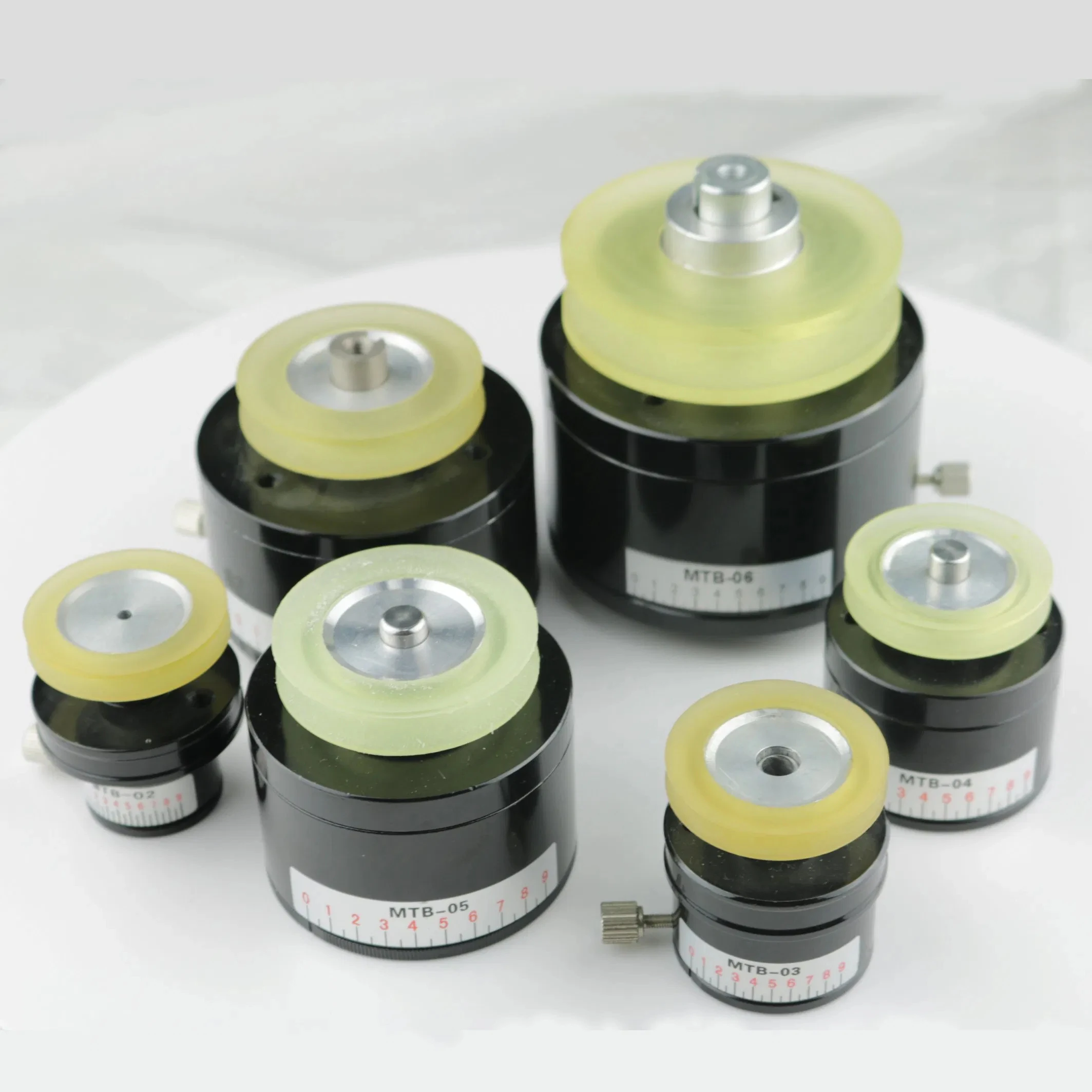 

Магнитный демпфер-натяжитель | Тестер нагрузки для тормозов с постоянными магнитами | Система контроля крутящего момента | Дизайн без колес