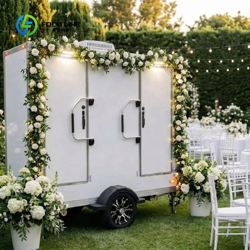 Custom Outdoor Portable Toilet Trailer Toilet Trailer with Sink, Mirror, and Storage Lockers for Parks, and Sporting Events