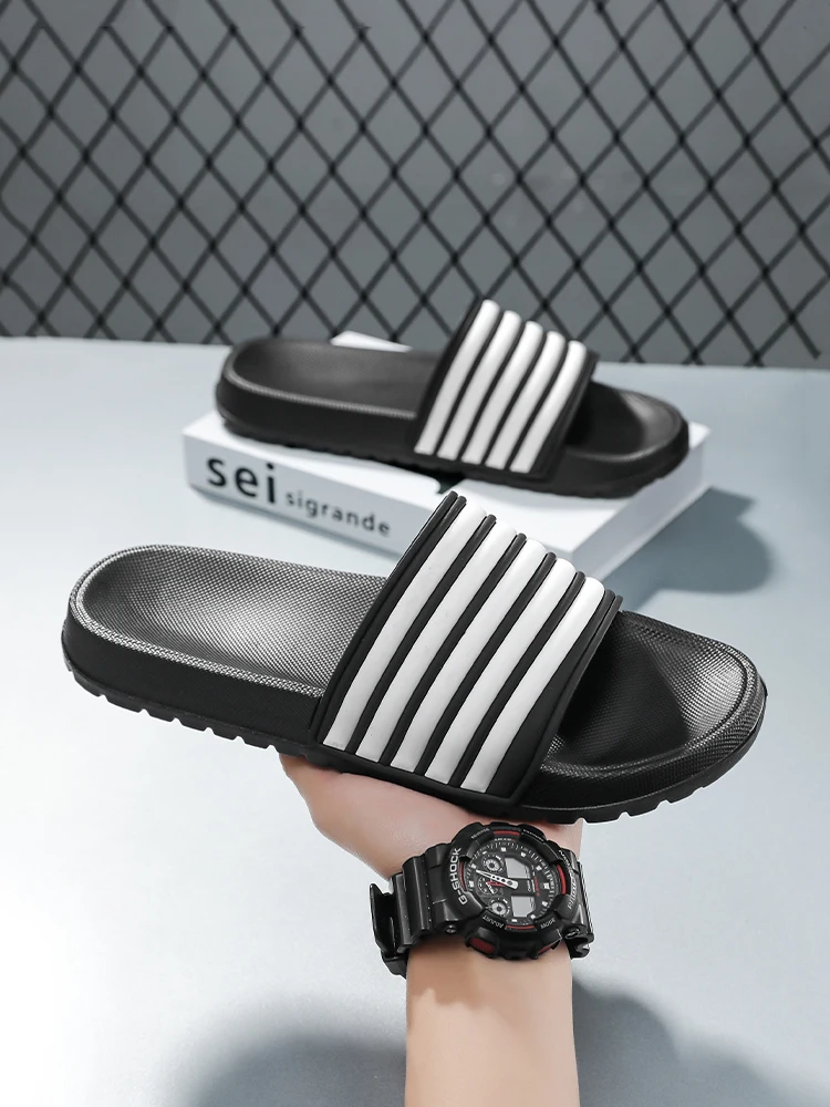 

Тапочки для мужчин и женщин, верхняя одежда, большой размер, на толстой подошве, новые летние пляжные сандалии для пар 2025 года.