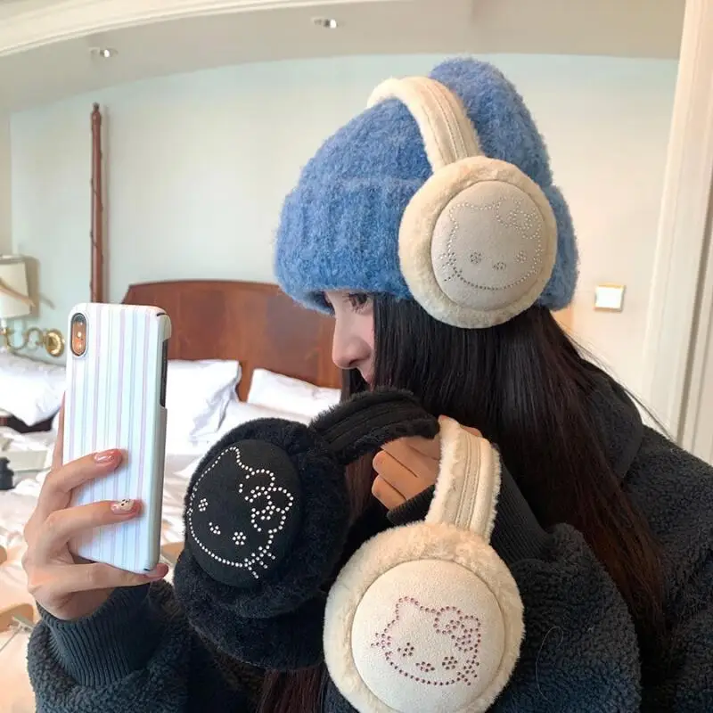 Sanrio Hello Kitty Kawaii Girls Earmuffs Cute Anime Warm Ear Protection Outdoor Riding Plush Antifreeze Windproof Foldable Gift