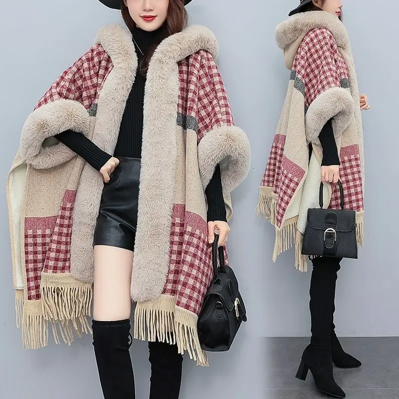 

2025 Осень Зима Новая мода Свободное повседневное шикарное пальто с рукавами «летучая мышь» Шерстяная шаль с капюшоном Большой меховой воротник Теплая накидка Пальто Женская верхняя одежда