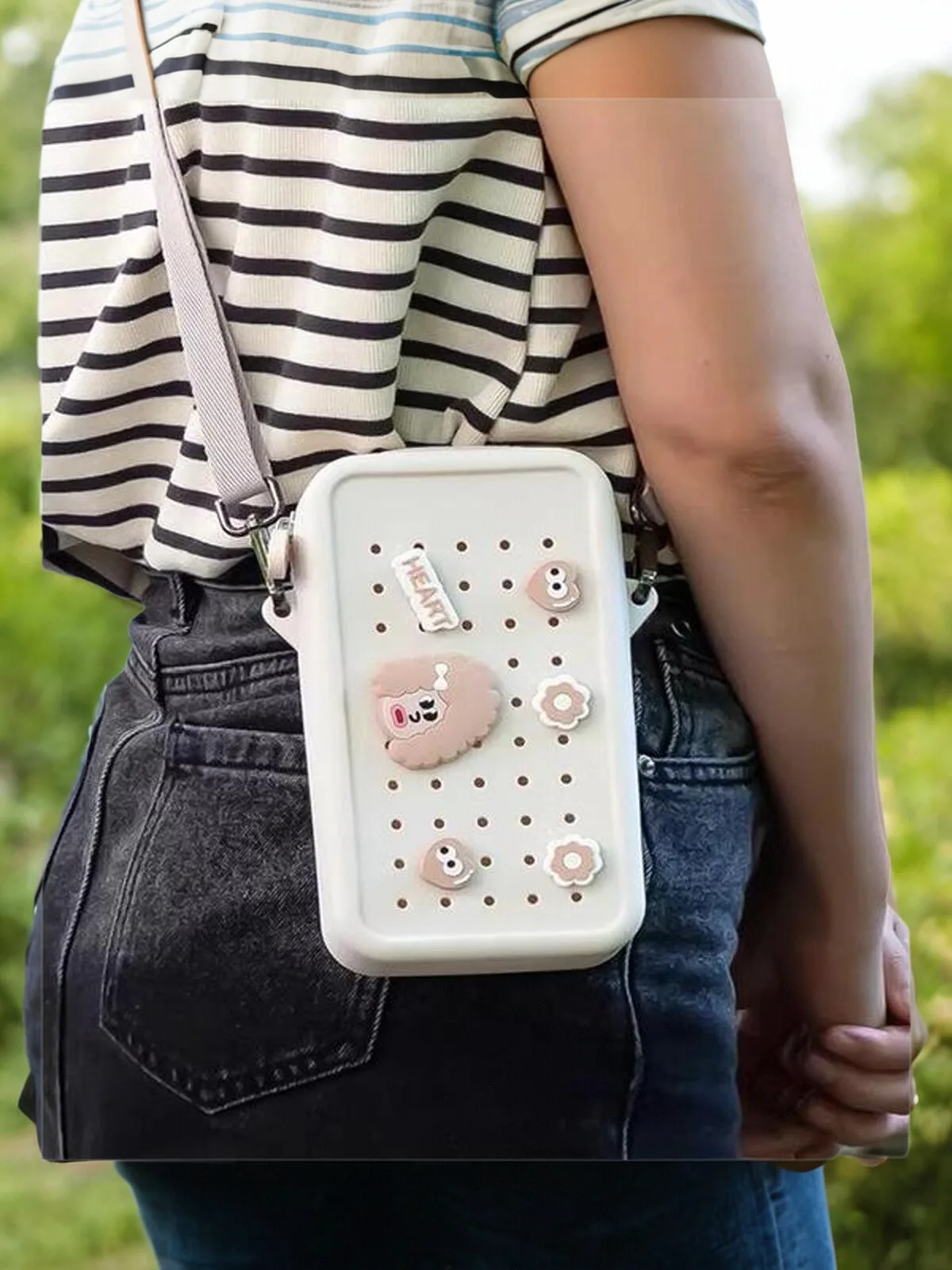 

Silicone Crossbody Bag DIY Patch Large Capaci Casual Outdoor Sports Phone Coin Bag Cute Hole Hole Bag ex Youth Sle Zi...