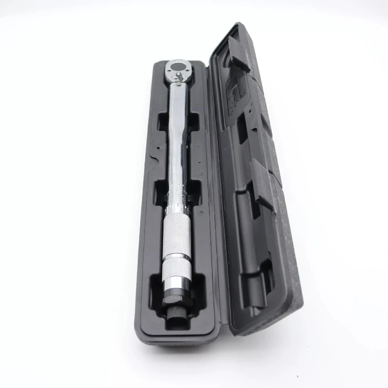 Torque Preset Torque Wrench, Multifunctional Multipurpose Torque Wrench Chrome Plated 45 #Steel Steel Shank Embossing Scale