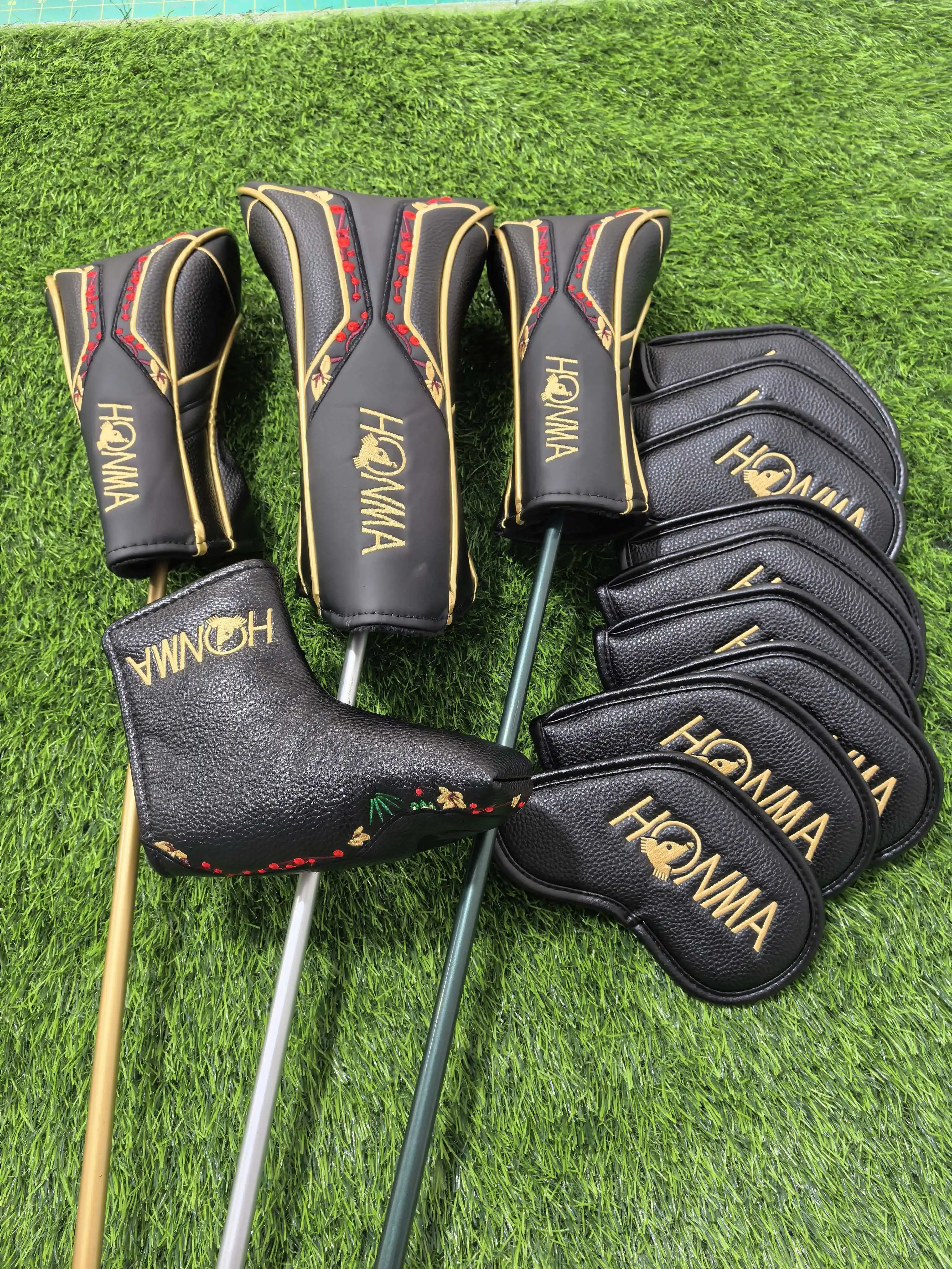 honma-premium-golf-driver-headcover-fairway-wood-putter-cover-white-gold-embroidered-club-head-protector