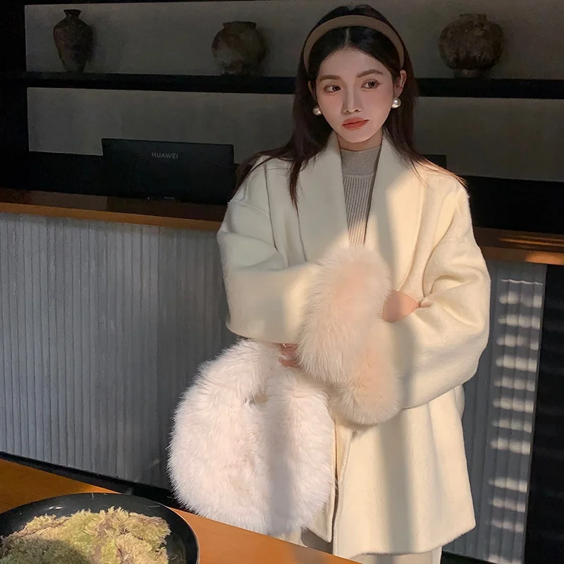 

Elegant Short Women's Cashmere Woolen Coat Autumn Winter New Style Fashionable Commuter Coat Universal Size Long Sleeve