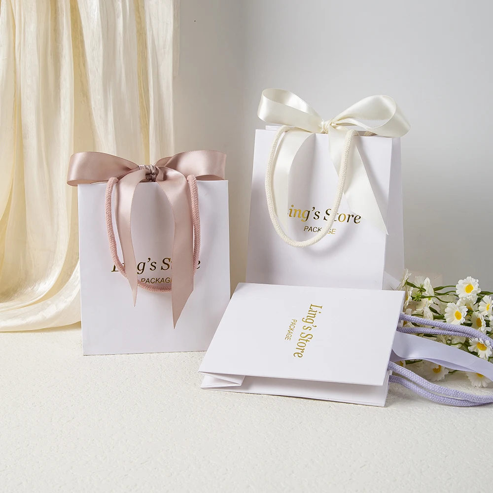 50/100 шт. персонализированная белая сумка с бумажной ручкой для ювелирных изделий 15,5x13,5x7,5 см косметические свадебные сувениры подарочная упаковка бутик мешок для часов