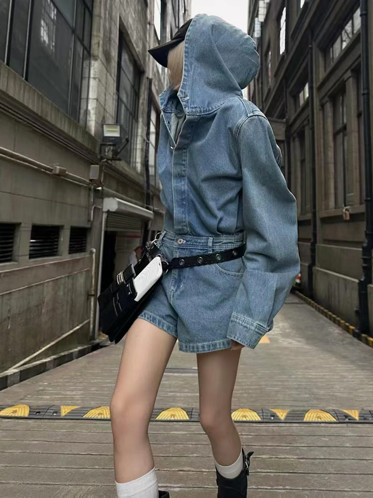 Retro Hooded Denim Shorts Women's Spring Autumn Fashionable Small Audience Long Sleeve Onesie Pants Casual Style Standard Fit