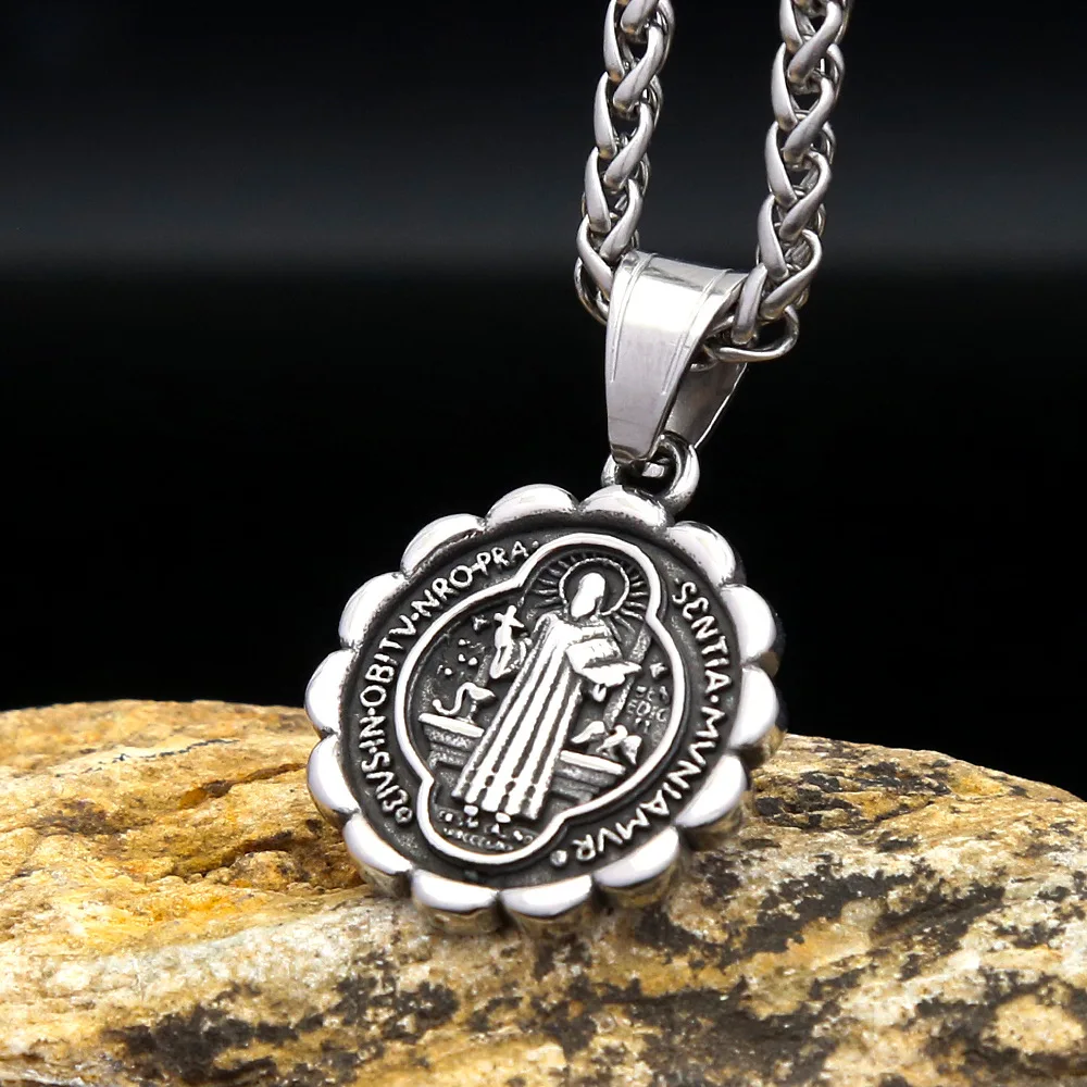 retro exorcism priest Saint Ben round double-sided pattern titanium steel pendant stainless steel personalized tide necklace