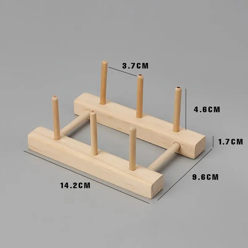 Organizzatore di bobine di legno staffa di stoccaggio del filo per cucire rotolo di strumenti per il cucito accessorio per l\'abbigliamento fai da te