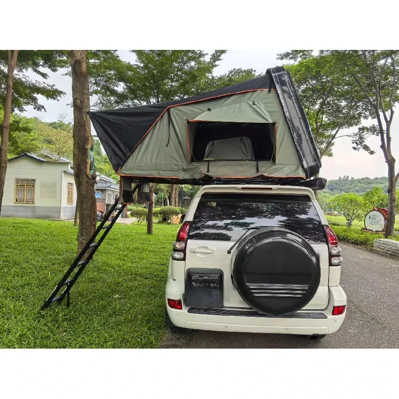 Bt SellingOutdoor Waterproof  Person Roof Top Tent Hard Rooftop Tent Car CampingHigh Quality
