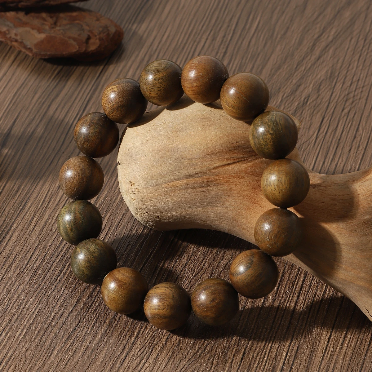 Image of Original grünes Sandelholz-Armband, einzelne Schleife, Kunst, Retro-Gebet, Glücksperlen-Armband, neutrales Handstück
