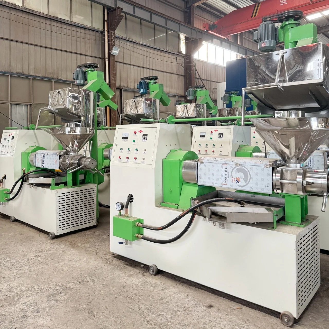Hot SellingCommercial Large Capacity Oil Pressing Machine Peanut Sovbean Sunflower Oil Press Machine Sunflower Seed Oil Extracto