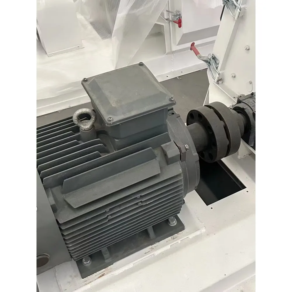 High Efficiency Corn Hammer Mill Grain Grinding Machine Maize Crusher for Animal Feed Production Line