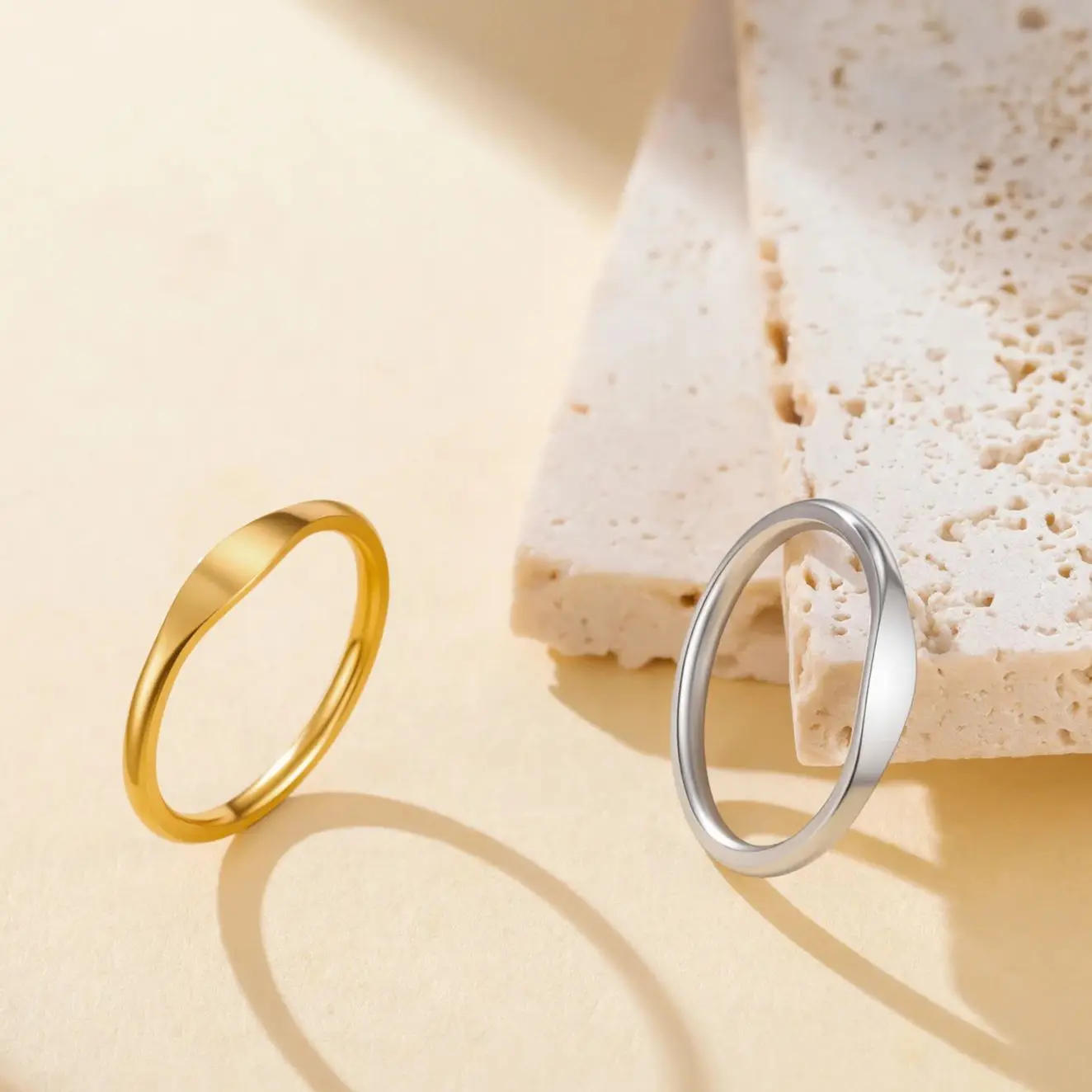 Unift الفولاذ المقاوم للصدأ خاتم صغير خواتم الموضة للرجال والنساء مطلية بالذهب خاتم الحد الأدنى هدية لصديق مجوهرات اكسسوارات