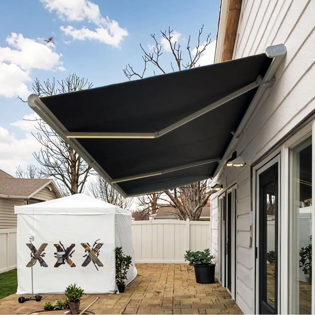 Minimalist Style Outdoor Leisure Sunshade Hand Cranked Retractable Rainproof Canopy Affordable Atrium Garden Wall Mounted Awning