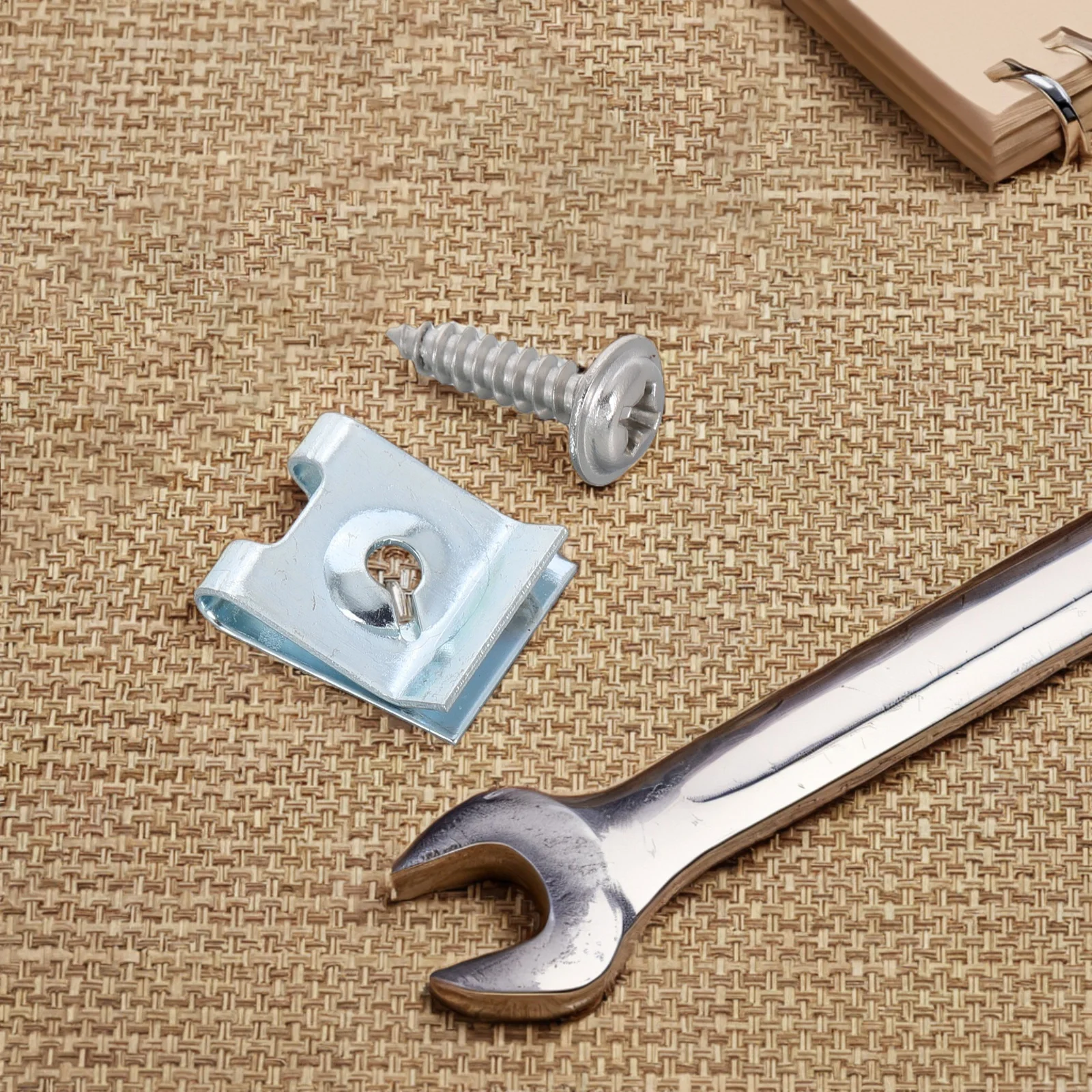 

200pcs Car U Shaped Clips Metal Fasteners For Automotive Interior Trim Panel Dash Bumper Cover Engine Body Hardware Replacement