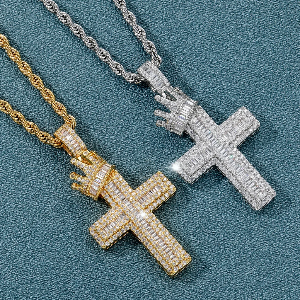 

New Crown Cross Hip Hop Pendant Square Round Zircon Micro Paved Vintage Unisex Jewelry High Quality Gothic Bling Gift Accessory