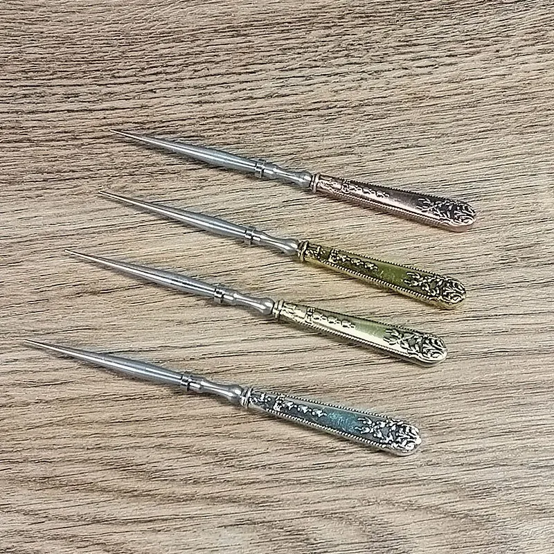Vintage Leather Punch Hole Awl Tool Retro Round Hole Bronze Silver Awl 12cm Hand Stitch Tool for DIY Embroidery Sewing Craft