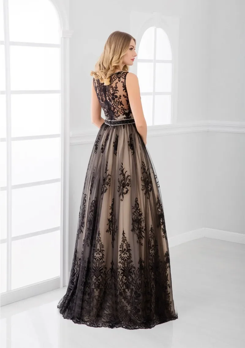 Elegante schwarze Spitze appliziert Mutter der Braut Kleider lang ärmel los plus Größe boden lang Hochzeit Gast kleid