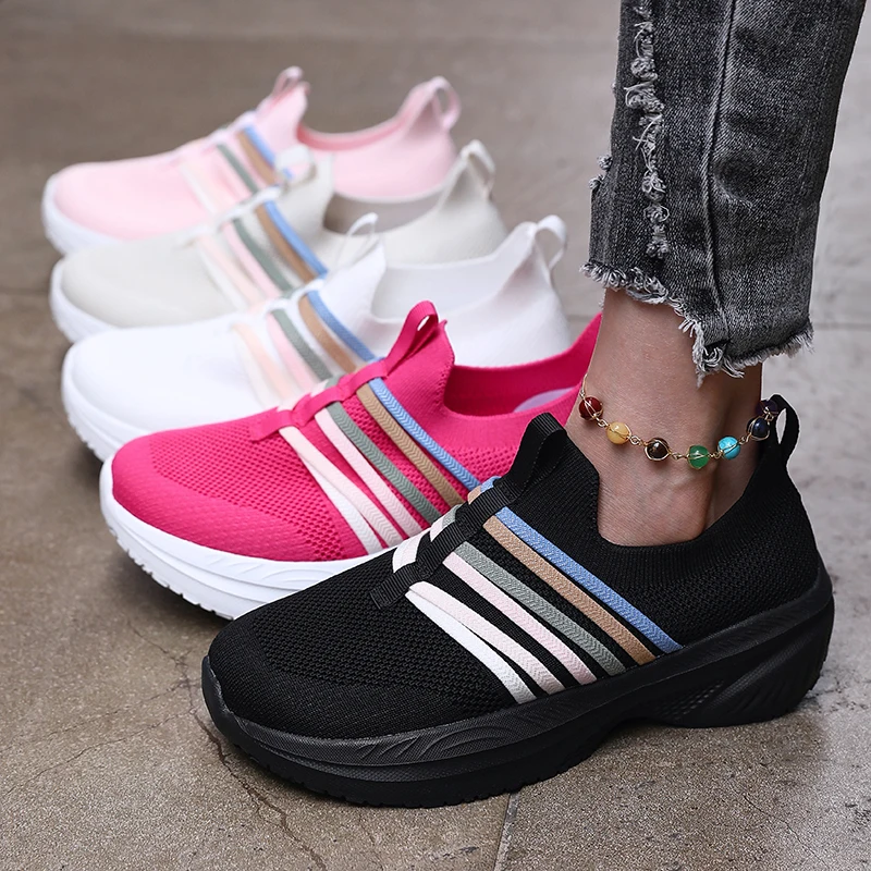 أحذية رياضية رائجة على شكل جورب باستيل للنساء بمقدمة واسعة وشبكة قابلة للتنفس سهلة الارتداء أحذية رياضية خفيفة الوزن للمشي