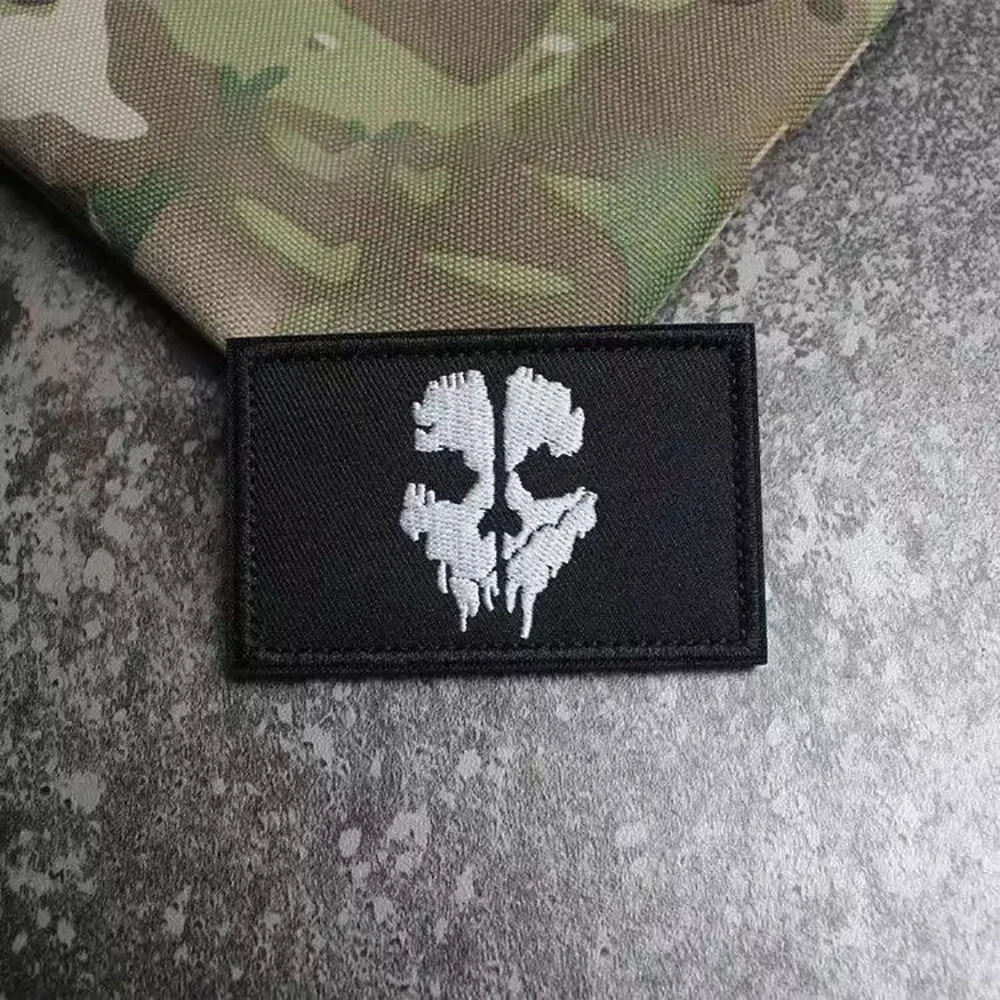 Call of Duty Patch Ghost Mask Skull Embroidered Patches on Clothes Military Tactical Morale Hook and Loop Badges Appliques