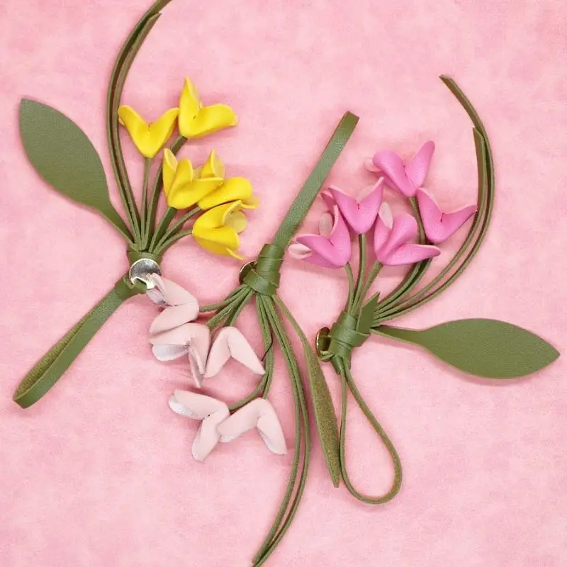 1 قطعة بو الجلود محاكاة أوسمانثوس حقيبة سلسلة مفاتيح قلادة الديكور زهرة اصطناعية على ظهره حلي معلقة الهدايا