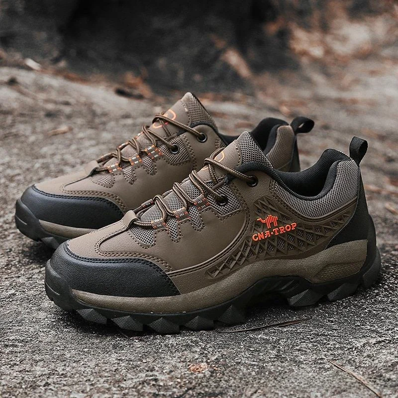 Outdoor Climbing Shoes Wear-resistant Anti-slip Sports Shoes Soft Bottom Travel Hiking Shoes Casual Shoes Labor Protection Shoes
