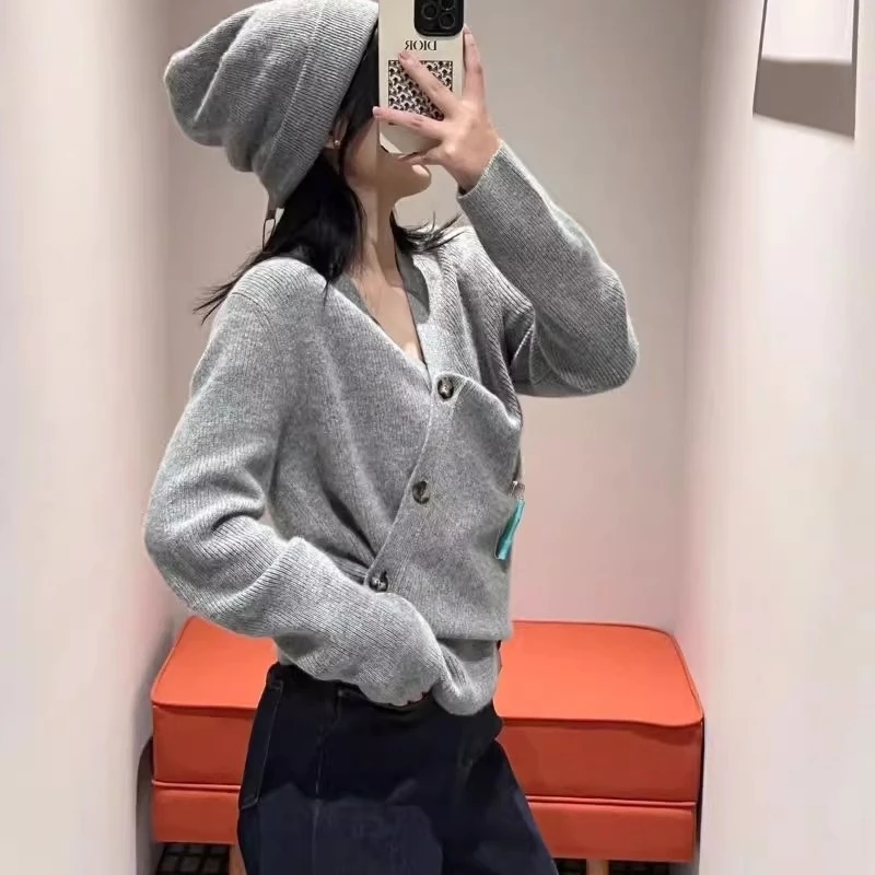 Autumn Winter New Women\'s Clothing 100% Merino Wool Knitted Tops Casual Fashion Korean Long Sleeved Coat V-Neck Cardigan Sweater