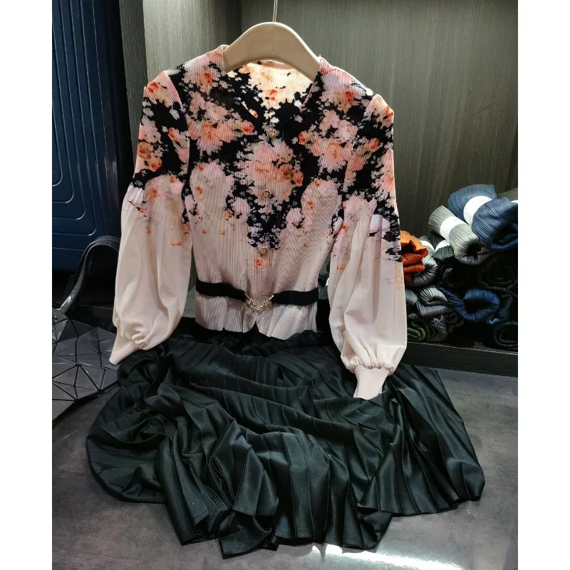 Miyake Pleated Dresses 2025 Fall Vintage Print Pleated Splicing Dress New Lantern Sleeve Waist Slim Round Neck Long Skirt