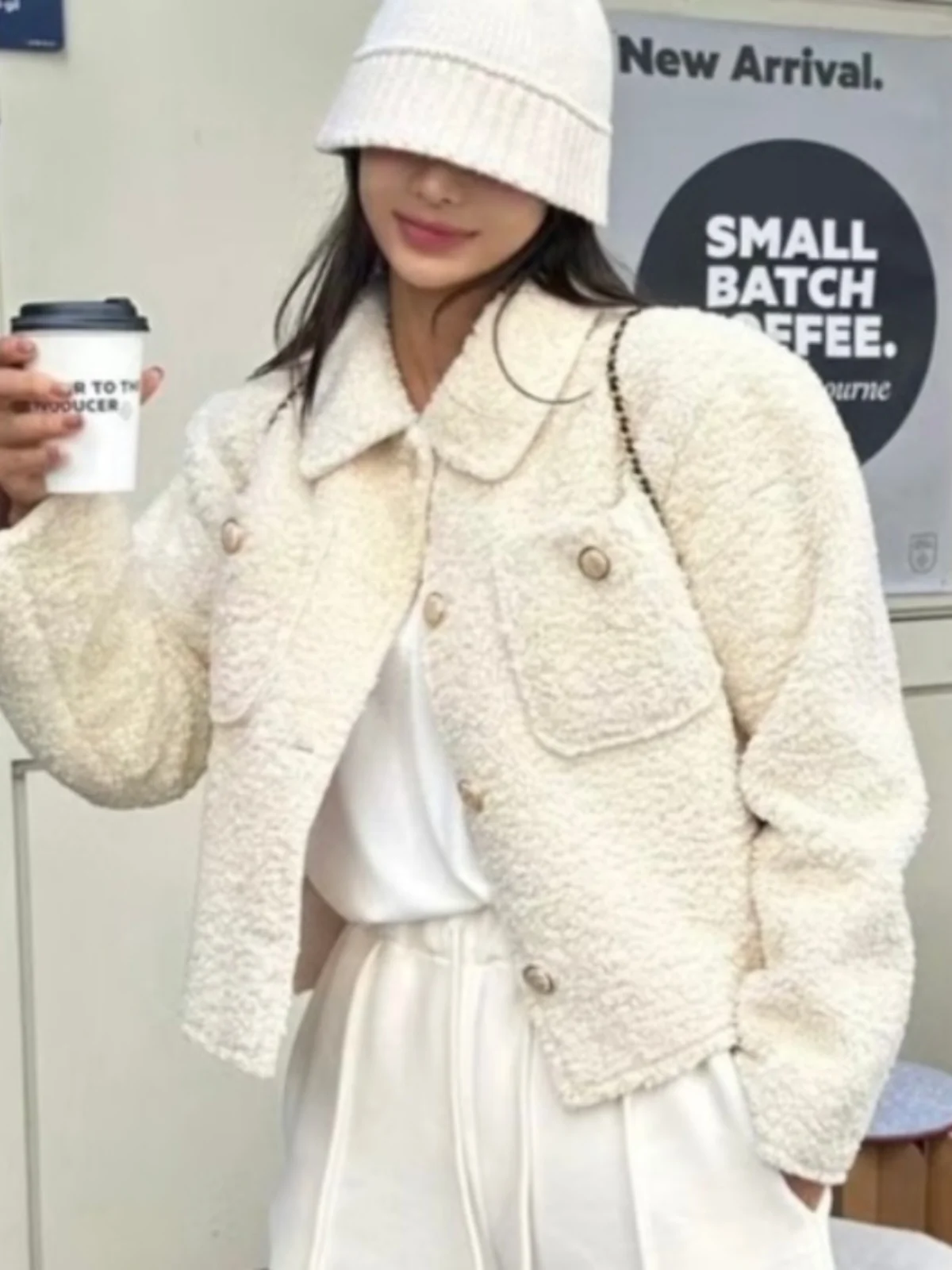 

Soft Milk Cotton Jaet Women's ort Sle Suede Collar Coat Winter Faionable Single Button Korean Version Loose Fit