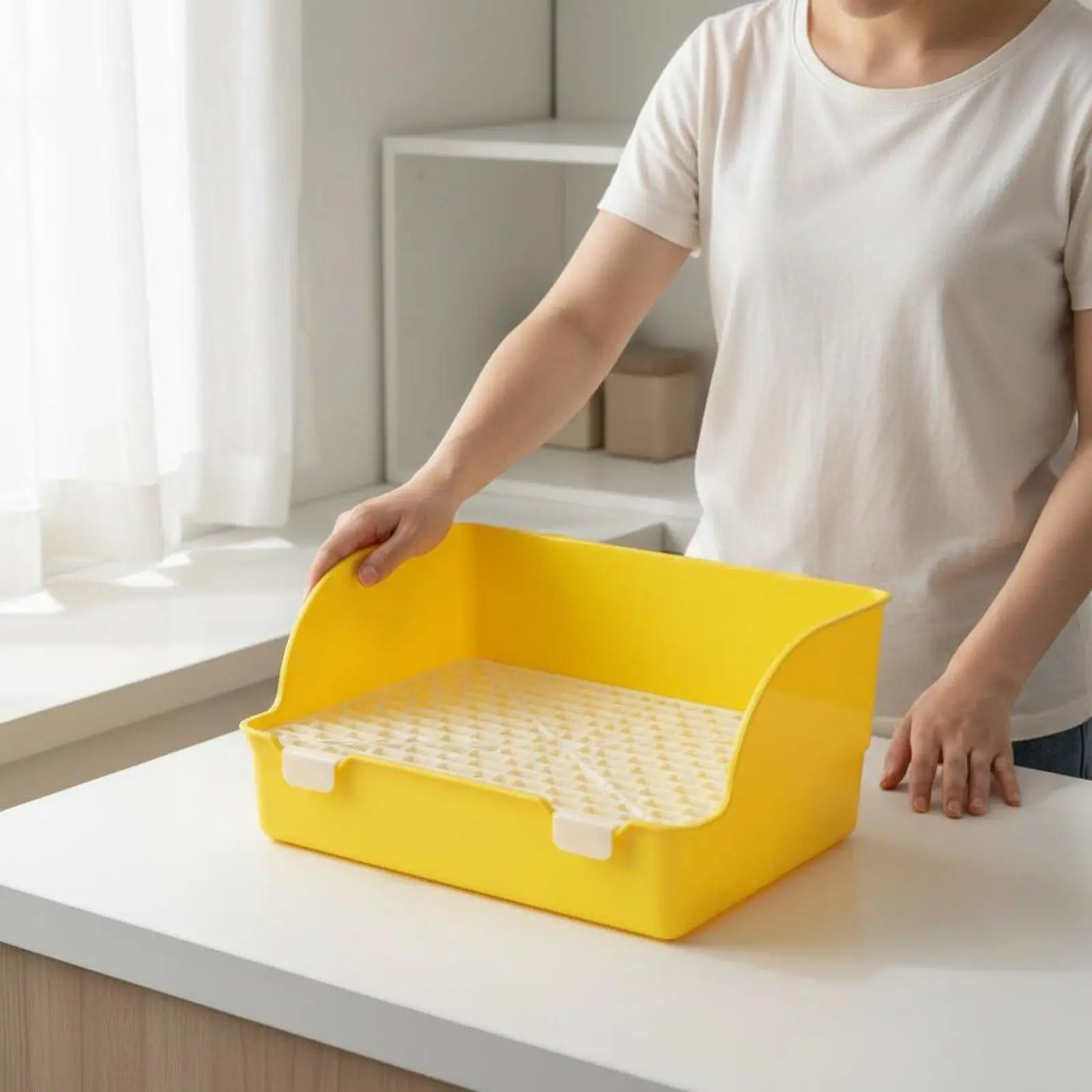 Guinea Pig Toilet Anti-Tip Design Splatter Guard Litter Pan Simple to Clean