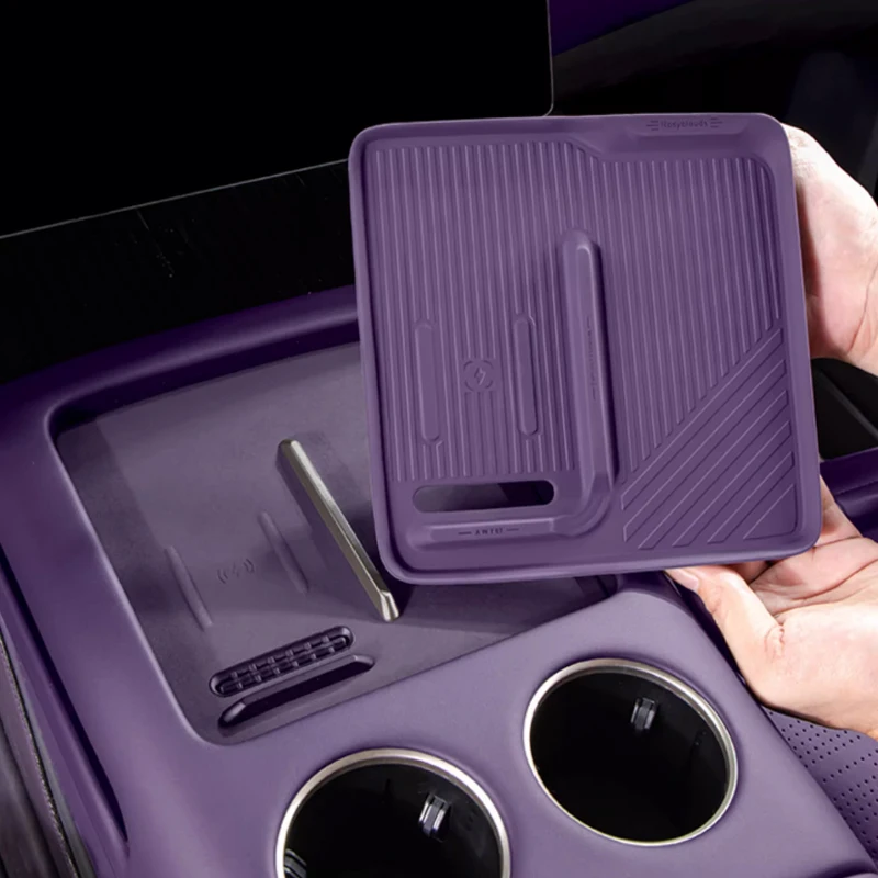 

For Avatar 07 2025 2026 Central Control Wireless Charging Silicone Pad Automotive Interior Supplies Accessories Modification