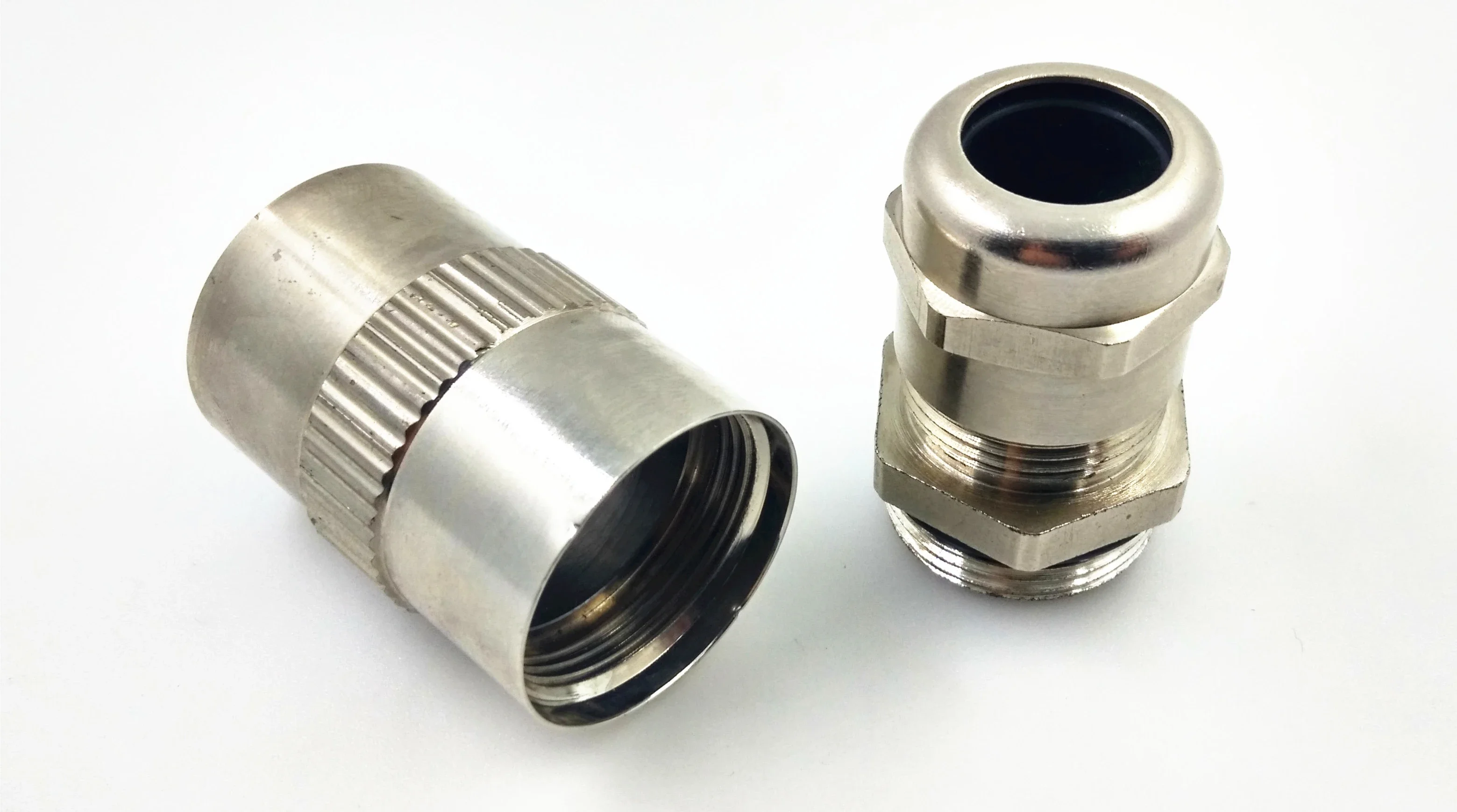 

SourIAU BURNDY Industrial Circular Connector 16 Housing Metal Tail Attachment UT0S16JCS