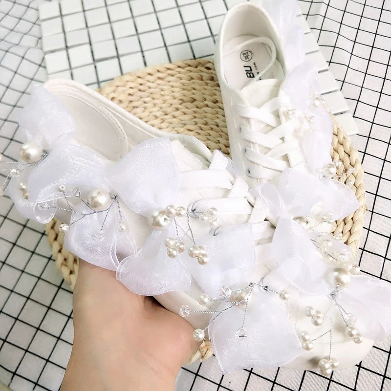 Women\'s Vulcanize Shoes New Casual Classic White Canvas Women Wedding Party White Lace Sneakers Pearl Fashion