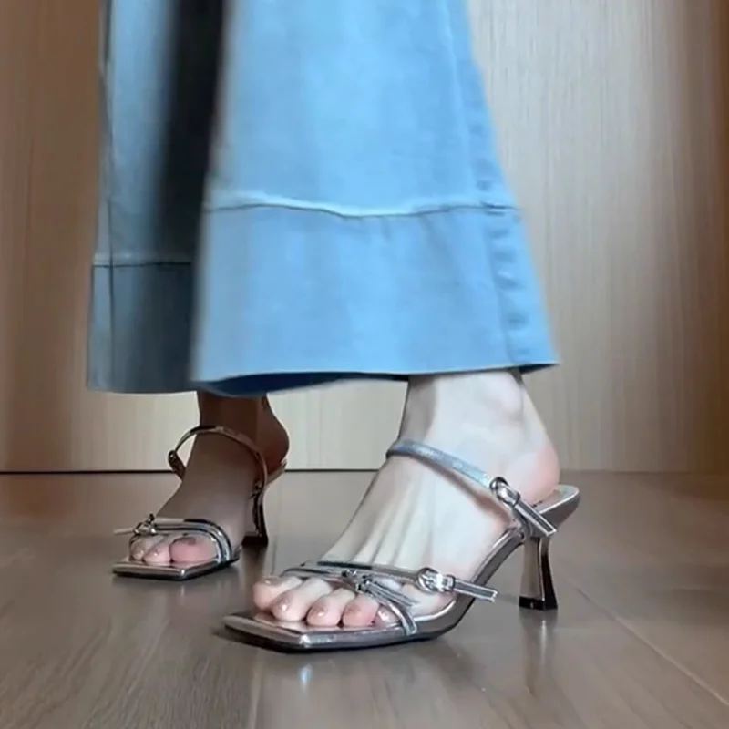 2025Summer Womens Fashion Square Toe Open Toe Narrow Strap Slippers New Buckle Design Outdoor Wedding Banquet High Heel Slippers